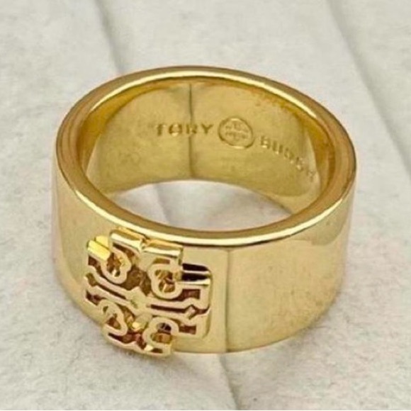 Tory Burch Jewelry - Tory Burch Gold Tone Ring NWT SZ6